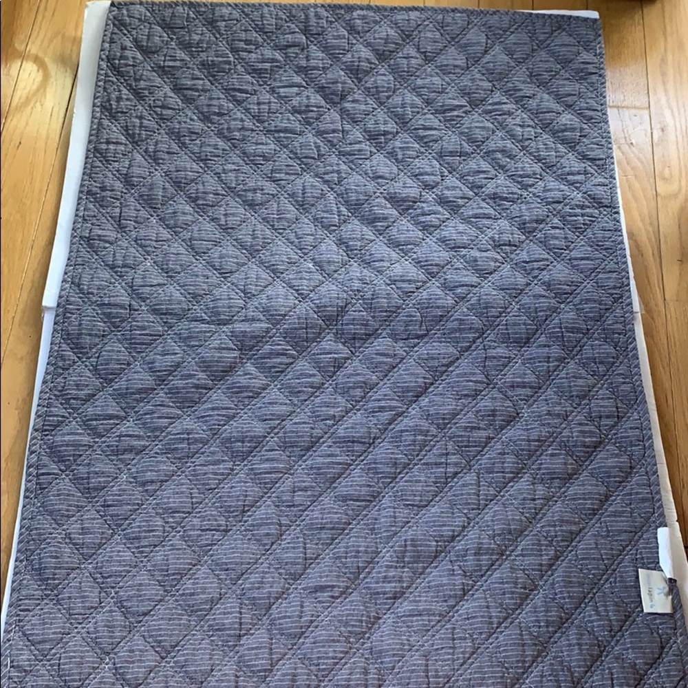 Mon Lapin Lightweight Quilted Baby Blanket Blue